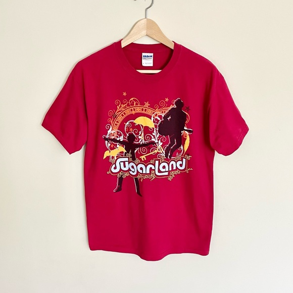 Sugerland Concert Tour Graphic Red T Shirt Adult size Medium - Picture 1 of 5